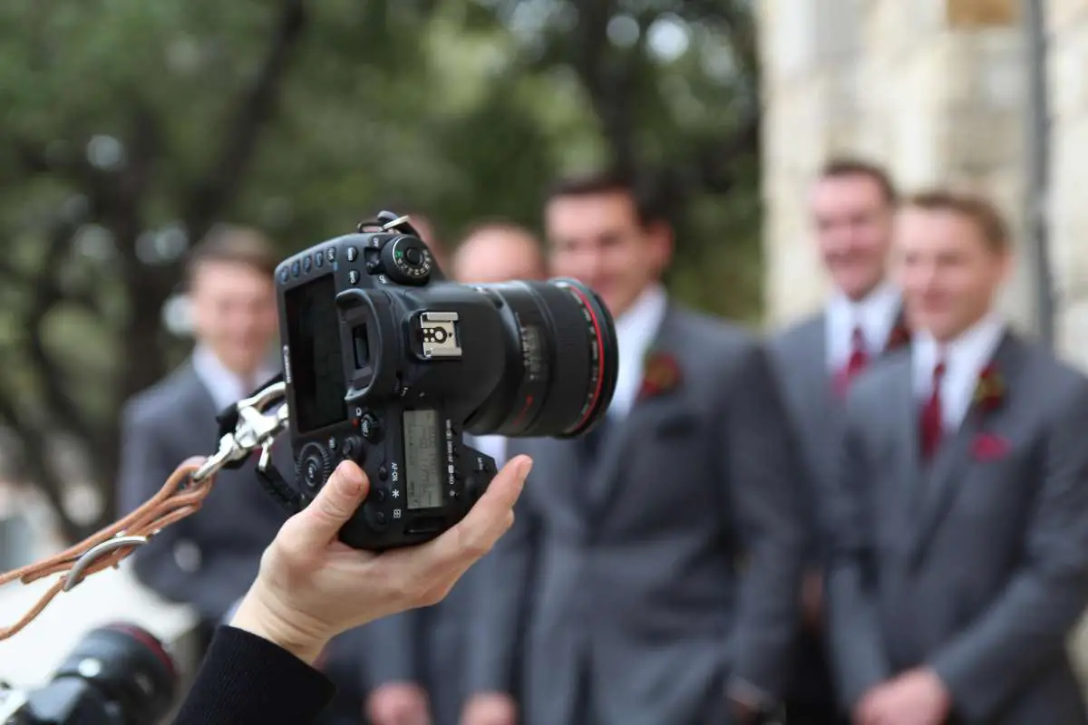 How To Pick A Makeup Artist for Your Wedding