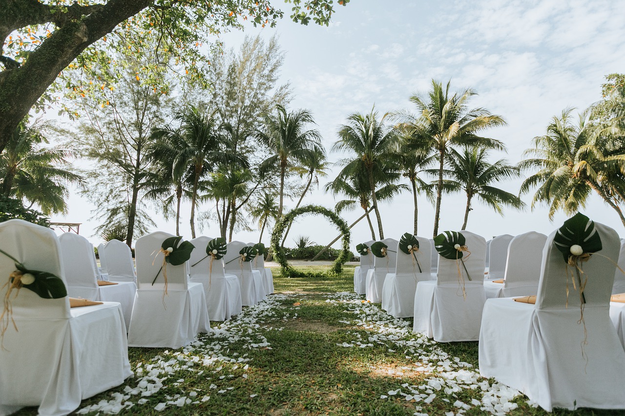 tropical-destination-wedding