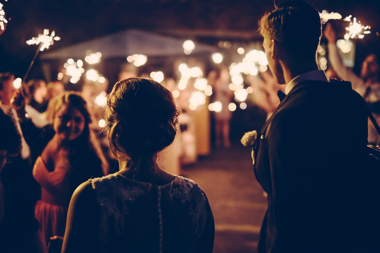 wedding-light-people